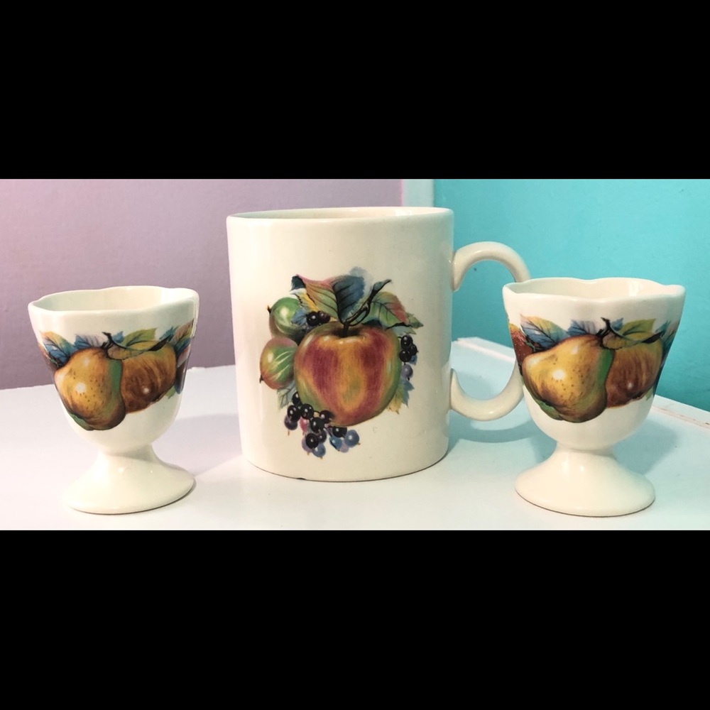 Vintage Shannonbridge Ireland Mug + Egg Cups